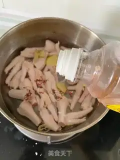 Make Spicy lemon claws step 2
