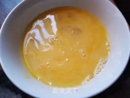 Make Fresh lilies, omelet soup step 2