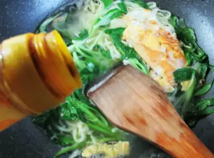 Make Chicken-crunchy duck-ass noodle step 5