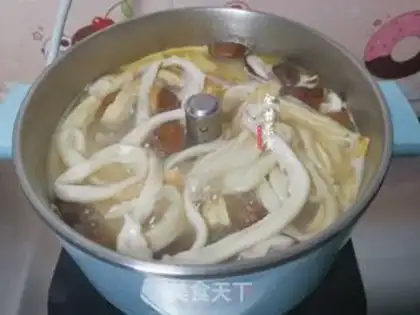 Make Frog soup noodles step 10
