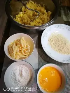 Make Potato cheeseball step 0