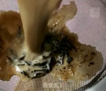 Make Taco mud dirty milk tea step 5