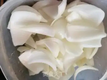 Make Onion beef step 1