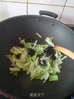 Make Spade-cracker meatball soup step 8