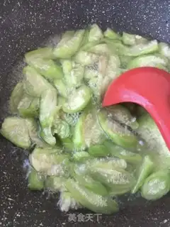 Make Abalone dove smelt soup step 14