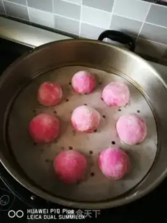 Make Flamingo cream buns step 9