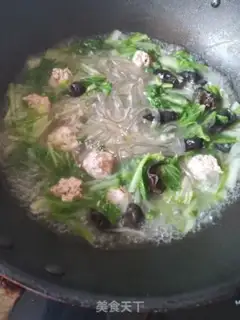 Make Spade-cracker meatball soup step 13