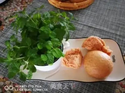 Make Flamingo cream buns step 12