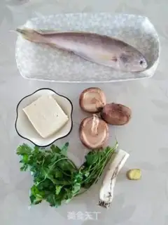 Make Tofu full fish soup step 0