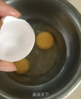 Make Steaming eggs step 1