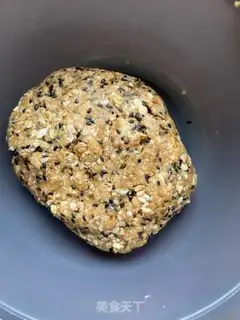 Make Red sugar oatmeal cookies step 3