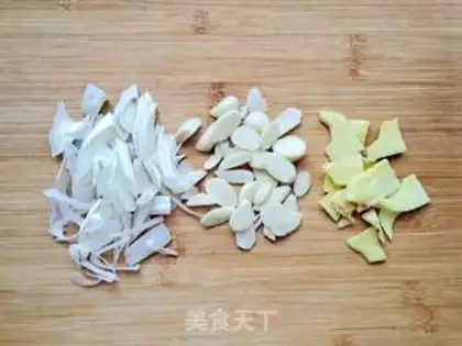Make Spicy fried chicken wings step 1