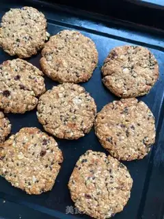 Make Red sugar oatmeal cookies step 8