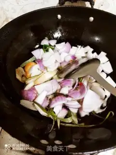 Make Onion oil step 7