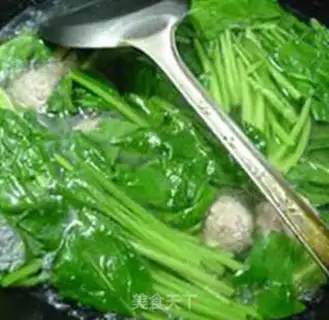 Make Meatball spinach soup step 9
