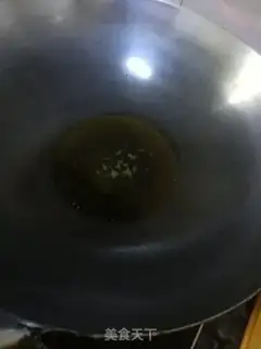 Make The little forest fried meat step 4