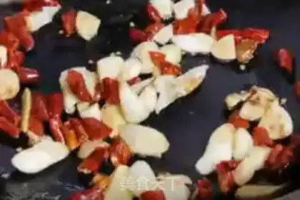 Make Spicy crabs step 1