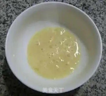 Make Snoopy-mares, egg soup step 2