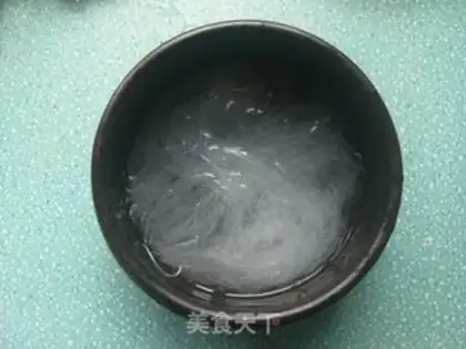 Make Garlic fan steams the meat step 1