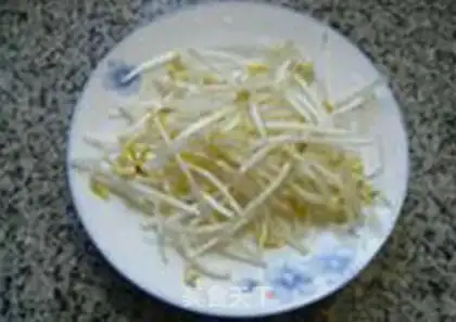 Make Green bean sprouts step 0