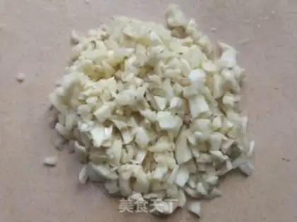 Make Garlic fan steams the meat step 2