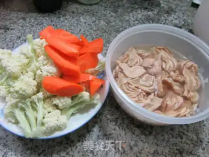 Make Carrot florist with veggie wings step 0