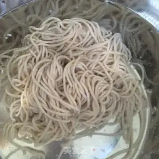 Make The veggies when the bean sprouts step 4