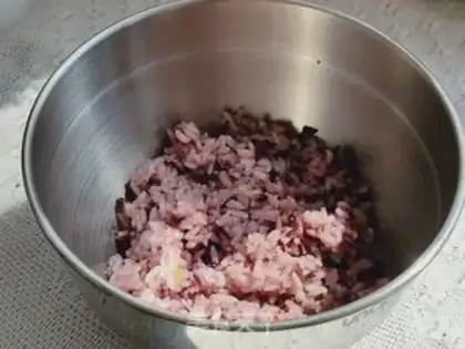 Make The rice-cooked rice step 1