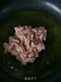 Make The onions are burning yellow step 4