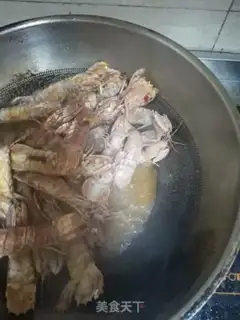 Make Spicy leather shrimp step 3