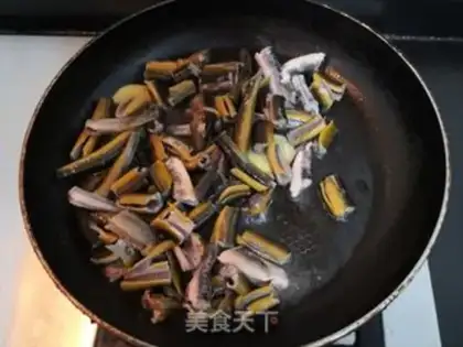 Make The onions are burning yellow step 8