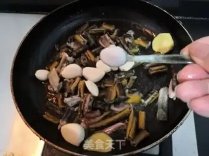 Make The onions are burning yellow step 11