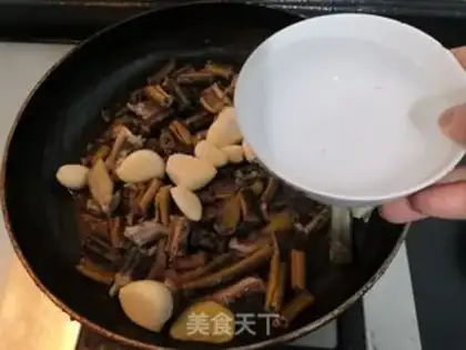 Make The onions are burning yellow step 12