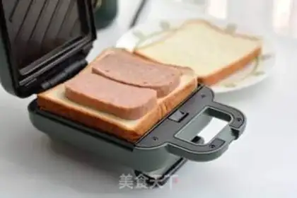 Make Breakfast is sweet and salty step 2