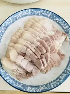 Make Water and white meat step 3