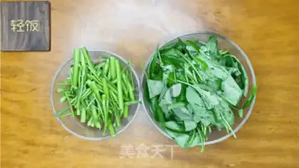 Make Garlic cabbage step 1