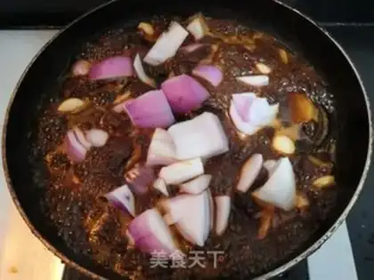 Make The onions are burning yellow step 19