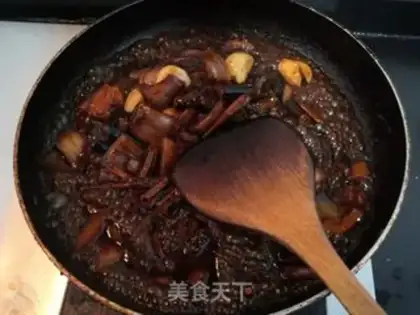 Make The onions are burning yellow step 22