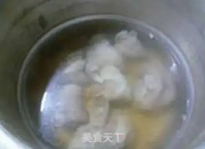 Make Money mushrooms, pig hoof soup step 10