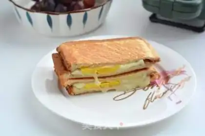 Make Breakfast is sweet and salty step 13