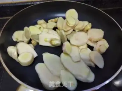 Make Egg pig-foot ginger step 2