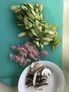 Make Fries of mushrooms step 0