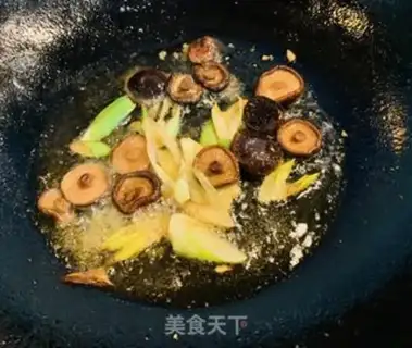 Make Pyramid mushrooms and yellowfish step 5
