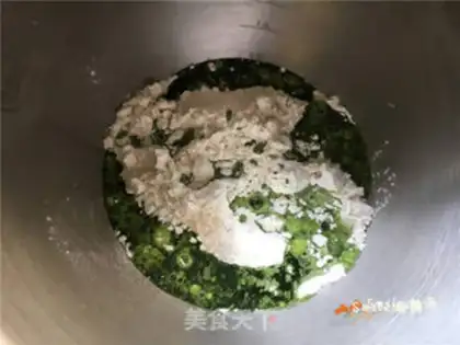 Make Homemade emerald noodles step 3