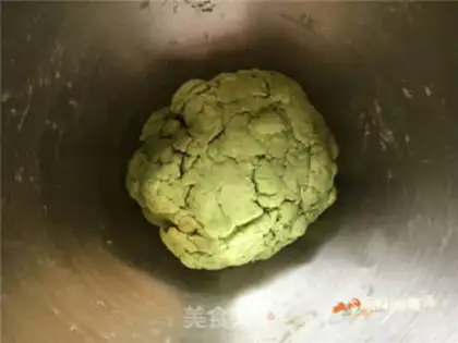 Make Homemade emerald noodles step 5
