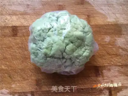 Make Homemade emerald noodles step 6