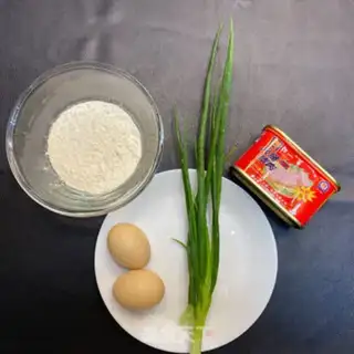 Make Ham pork egg burrito step 0