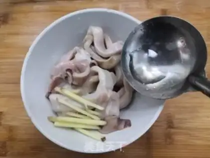 Make Onion squid rings step 9