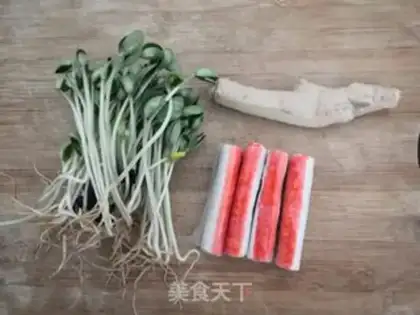 Make Crab Willow black bean sprouts step 0