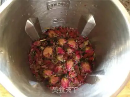 Make Rose tea step 3